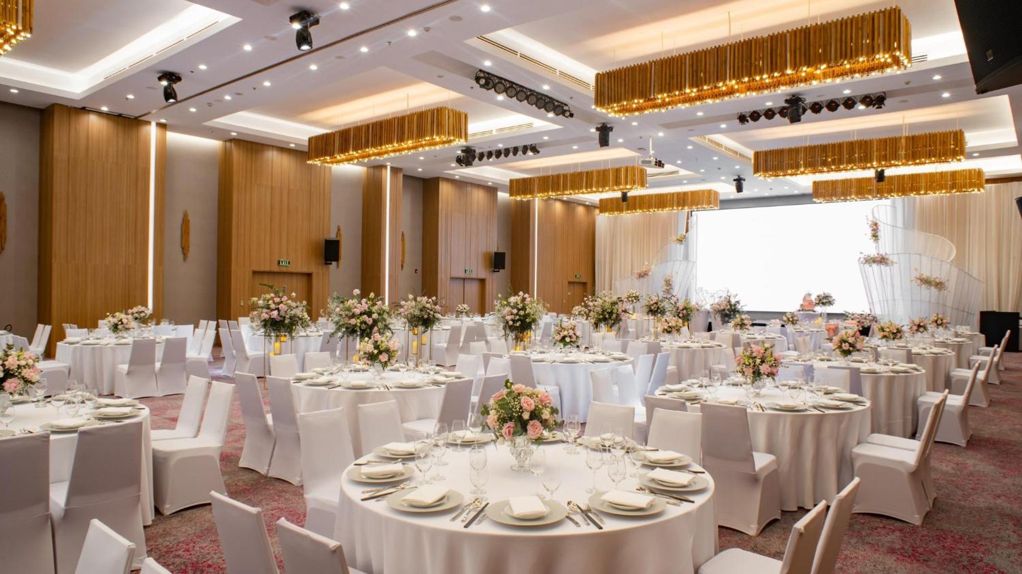 & Saigon Airport By Ihg Ho Chi Minh City