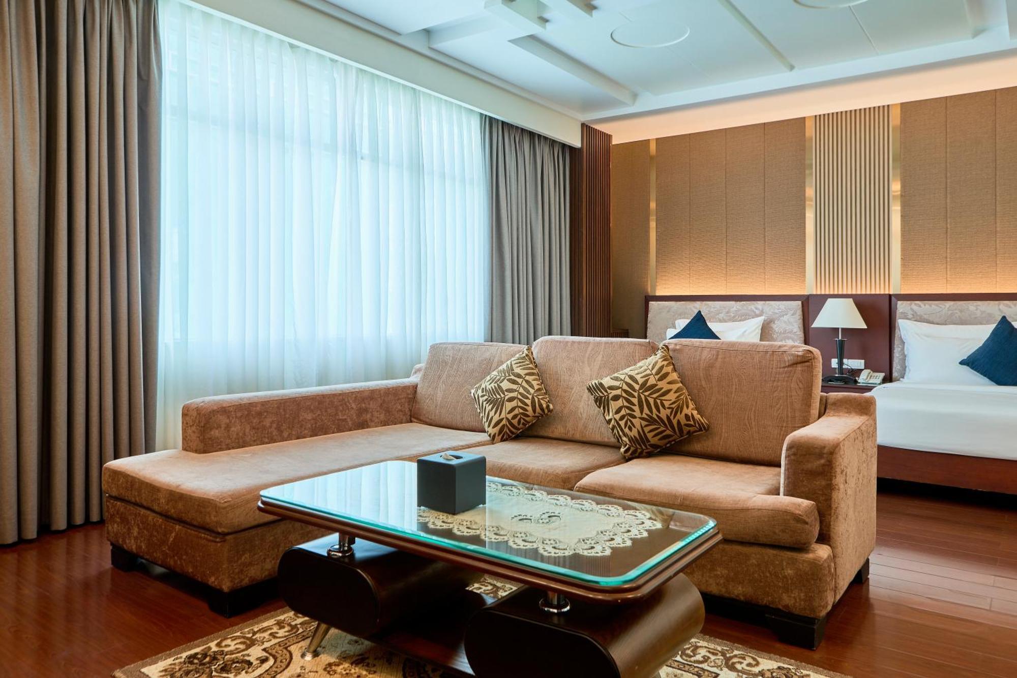 Kin Thi Sach Hotel