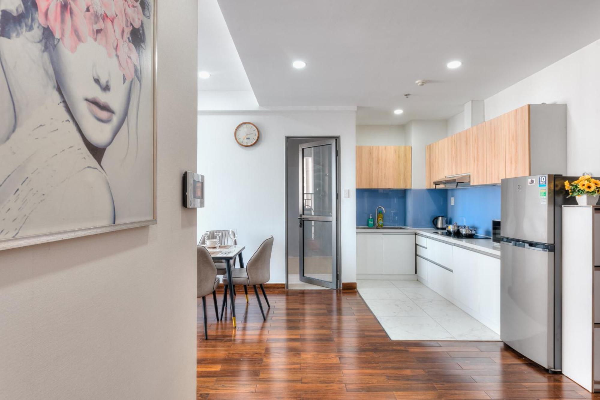 Apartment Refined Saigon - Rivergate Aparment - Free Pool, Free Internet Sim For 3 Nights, Free Pick Up For 5 Nights Ho Chi Minh City