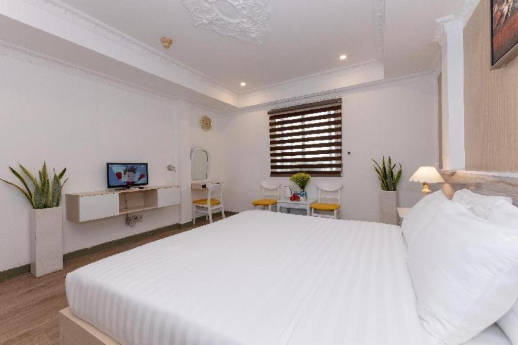 Hotel Ava Saigon 2*