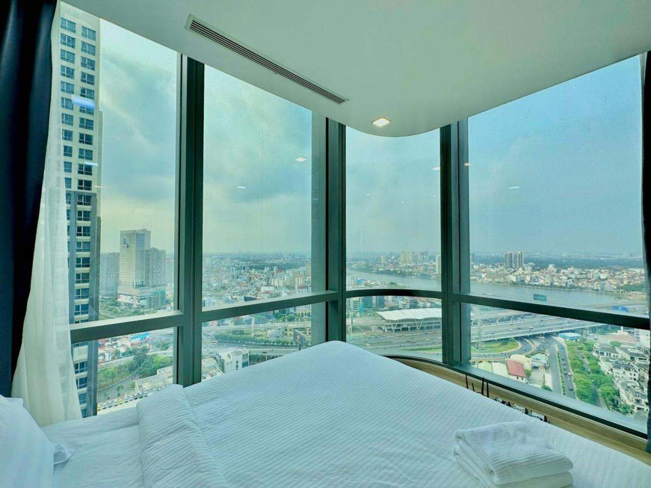 Luxury Landmark 5 Stars-river View-2br2wc-an Home-stay In The Of Vietnam * Bandar Ho Chi Minh