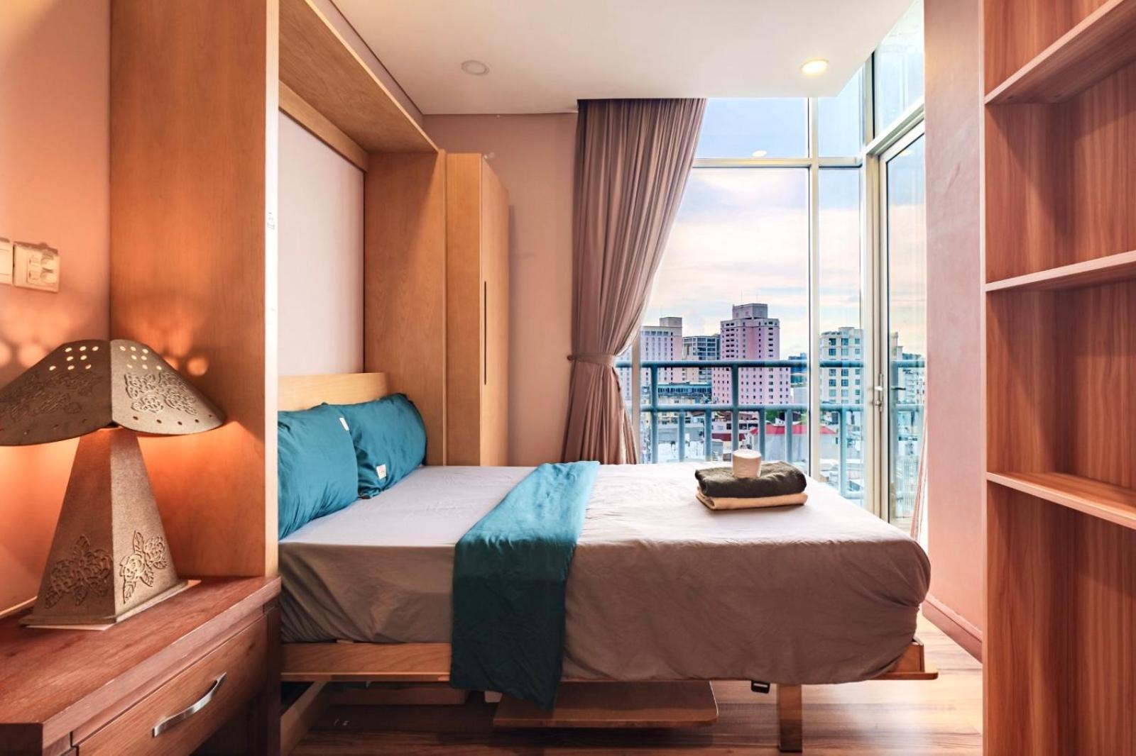 Saigon Hideout - Lancaster Building, Saigon And Japanese Downtown * TP. Hồ Chí Minh