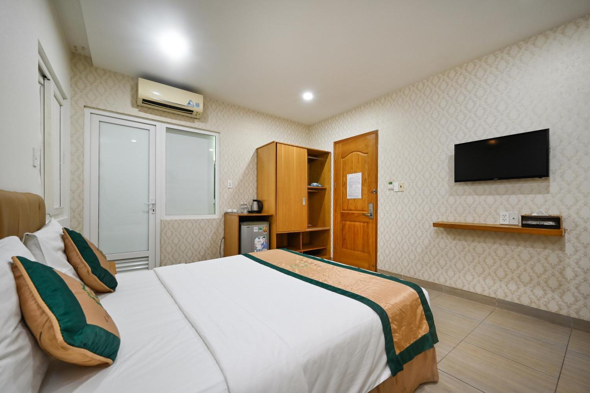 Camila Airport Khách sạn
