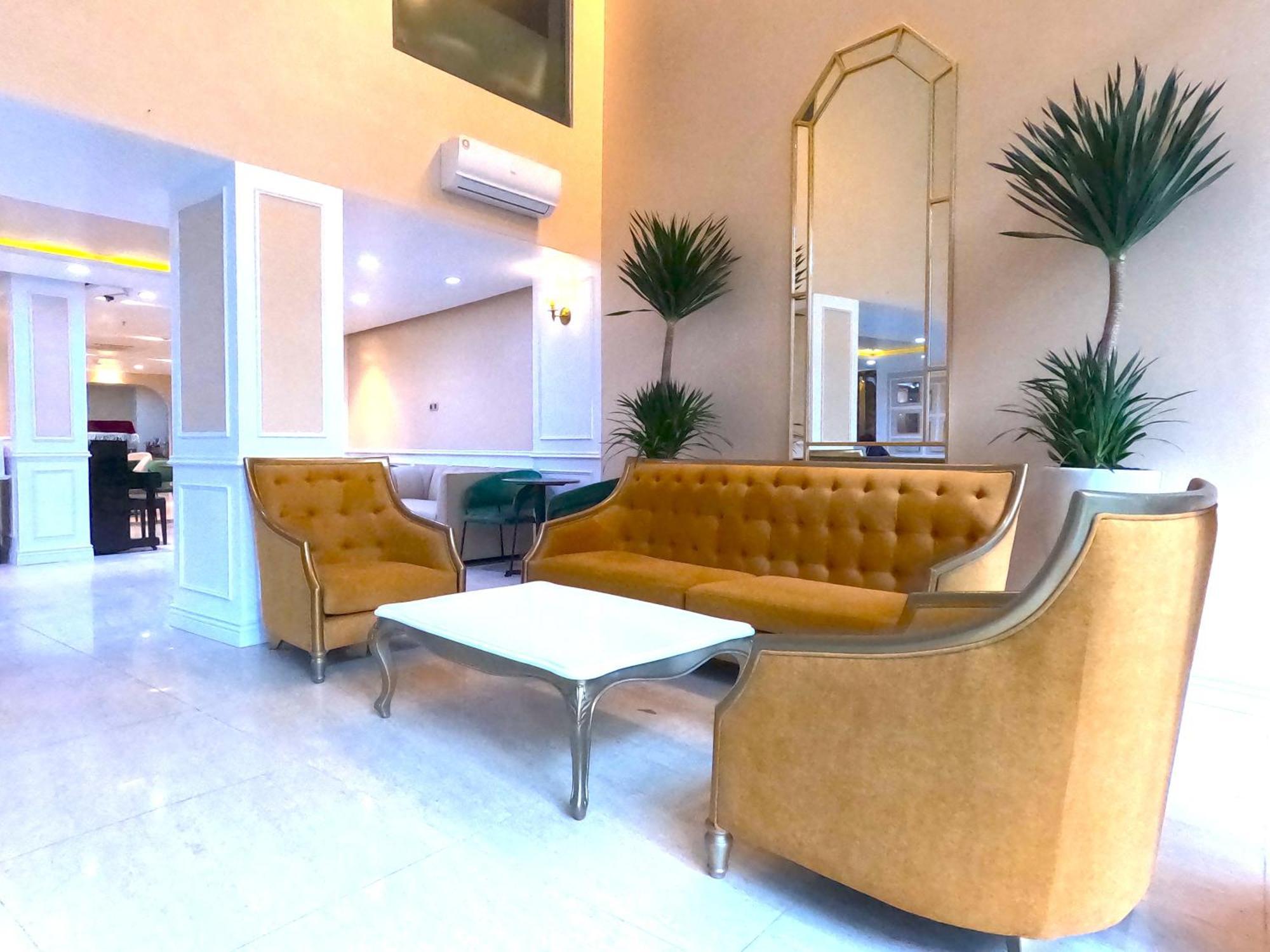 Hotel Sazi Resin Bui Thi Xuan