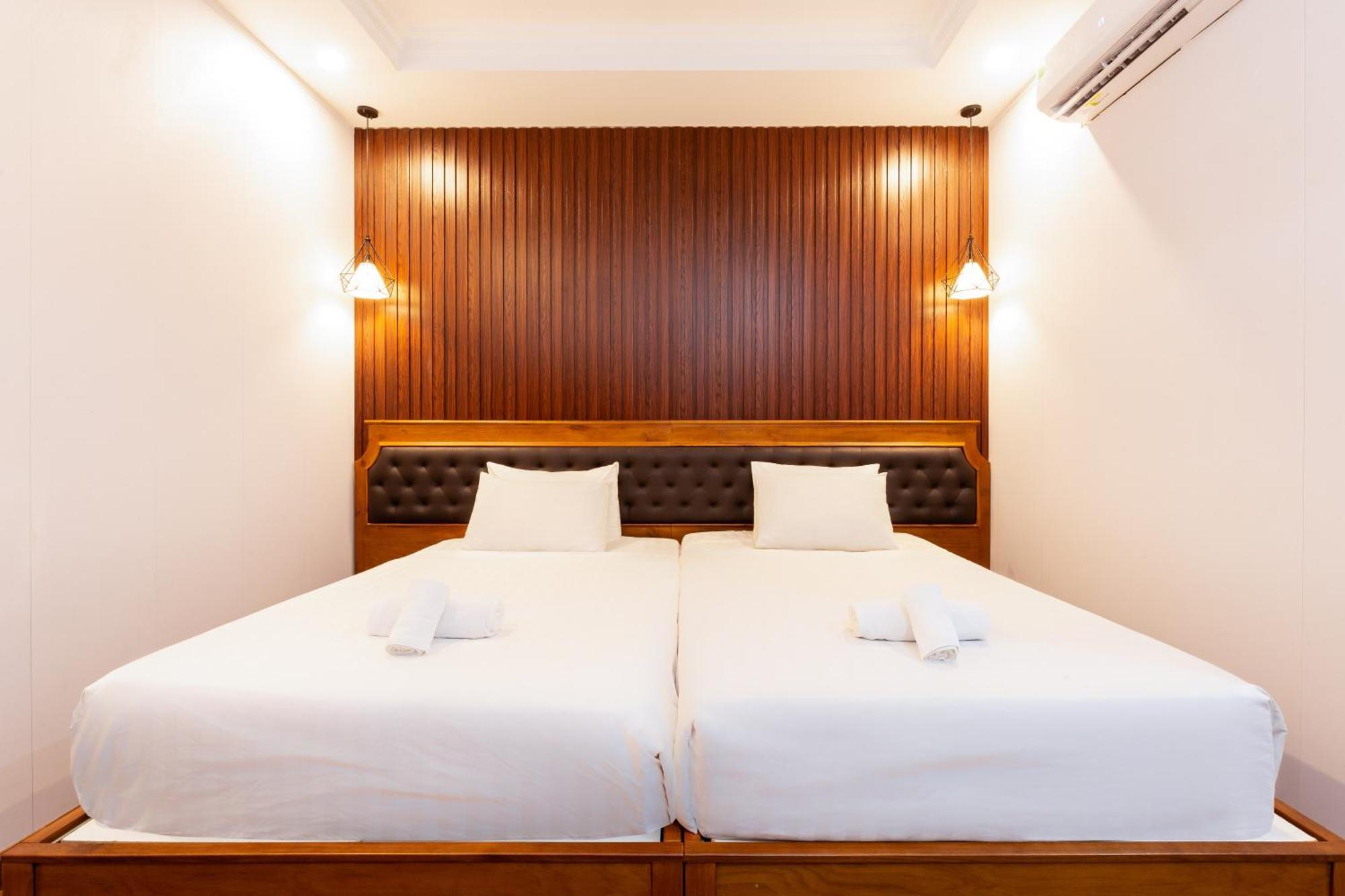Premium Sonata Saigon Khách sạn TP. Hồ Chí Minh