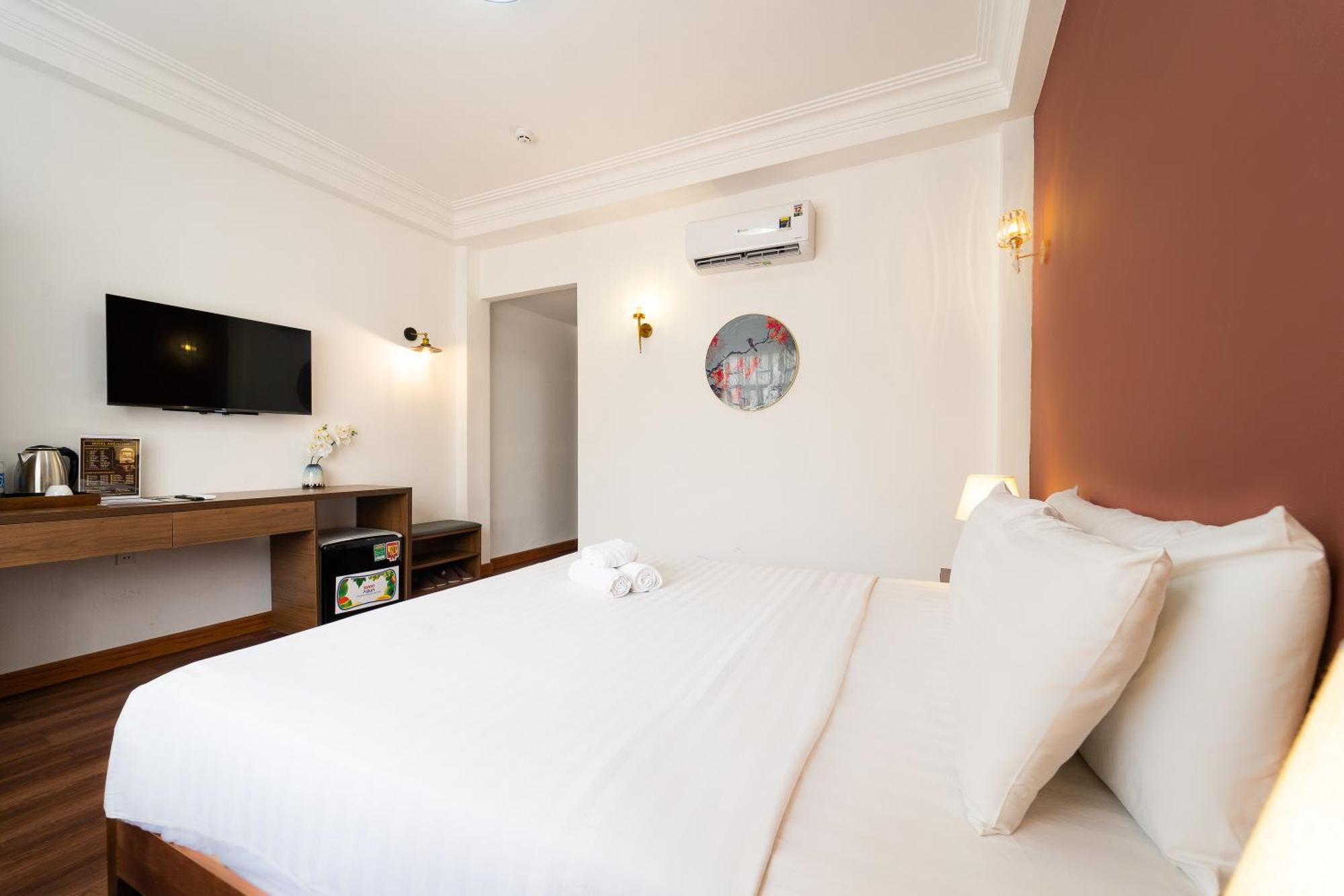 Premium Sonata Saigon 4* TP. Hồ Chí Minh