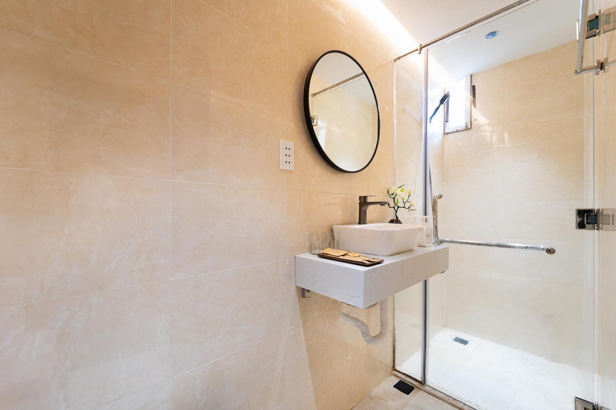 Premium Sonata Saigon 4* TP. Hồ Chí Minh