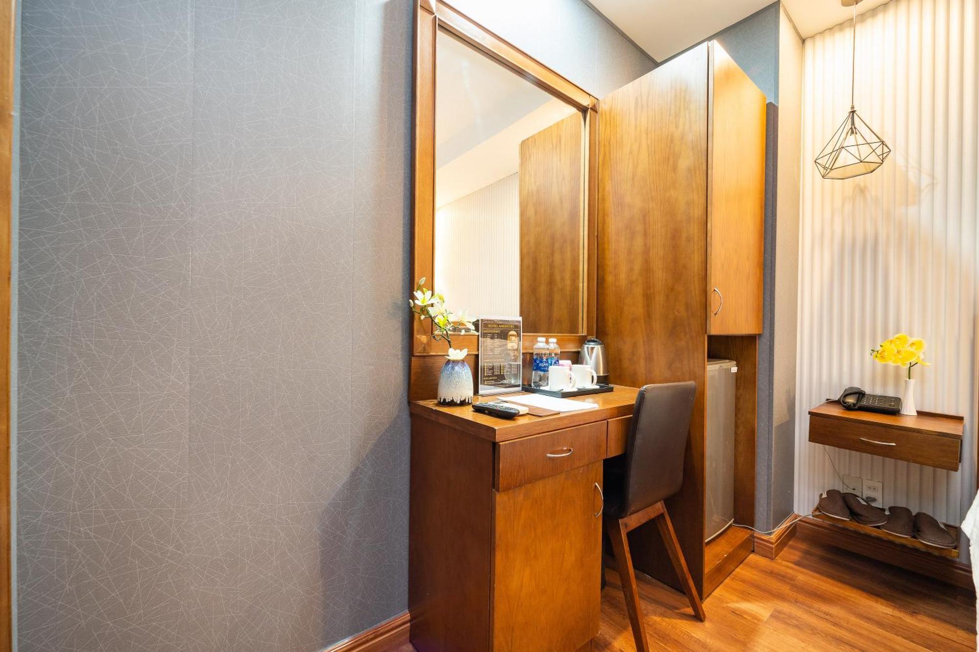 Premium Sonata Saigon 4*