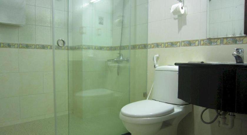 Thien Hoa Hotel 2*