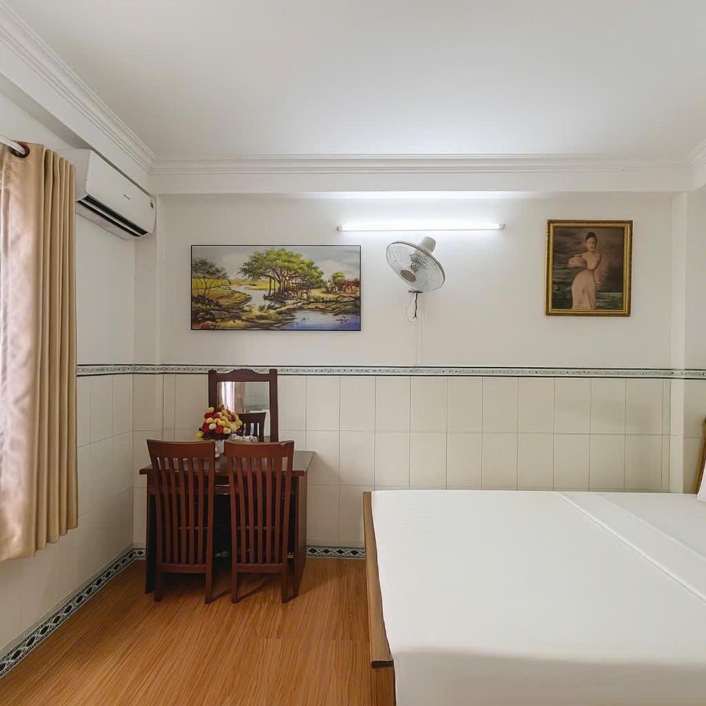 Hotel Diamond Cmt8 - Center Saigon Ho Chi Minh City