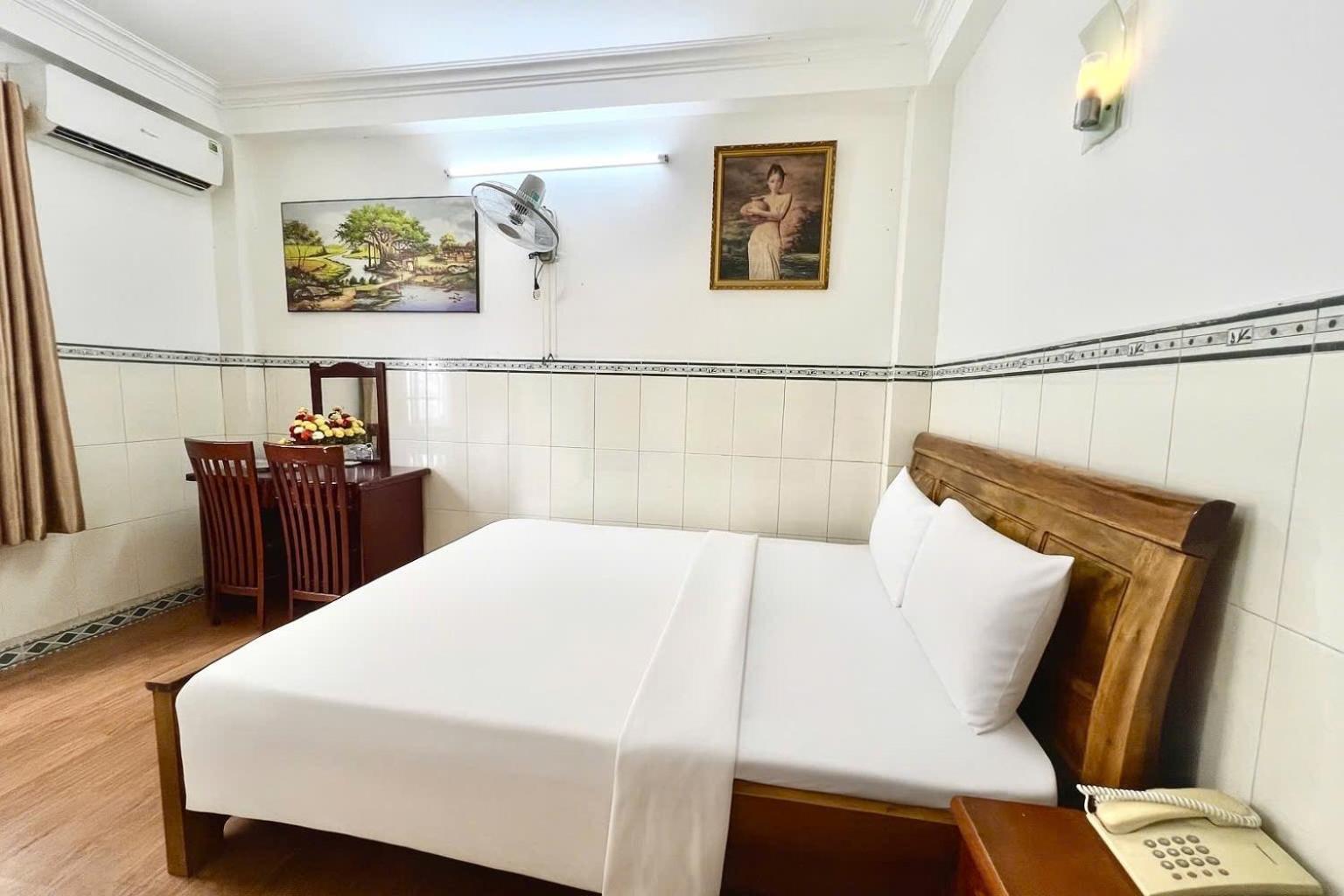 Hotel Diamond Hotel Cmt8 - Center Saigon Ho Chi Minh City