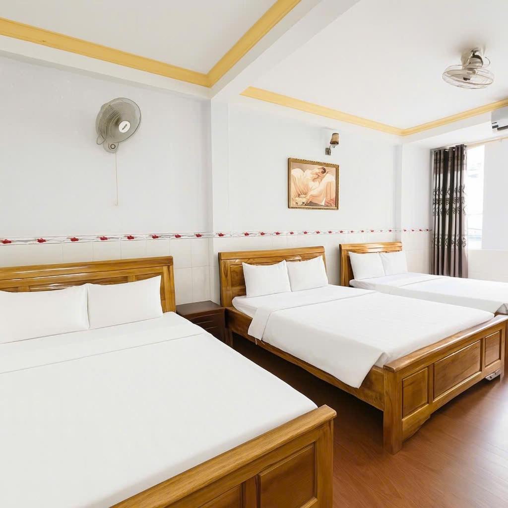 Diamond Hotel Cmt8 - Center Saigon Hotel 2*