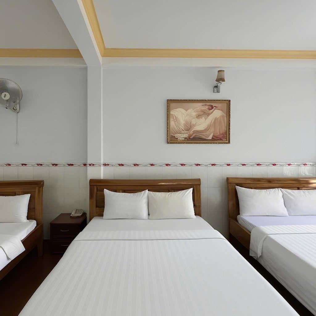 Hotel Diamond Hotel Cmt8 - Center Saigon 2*