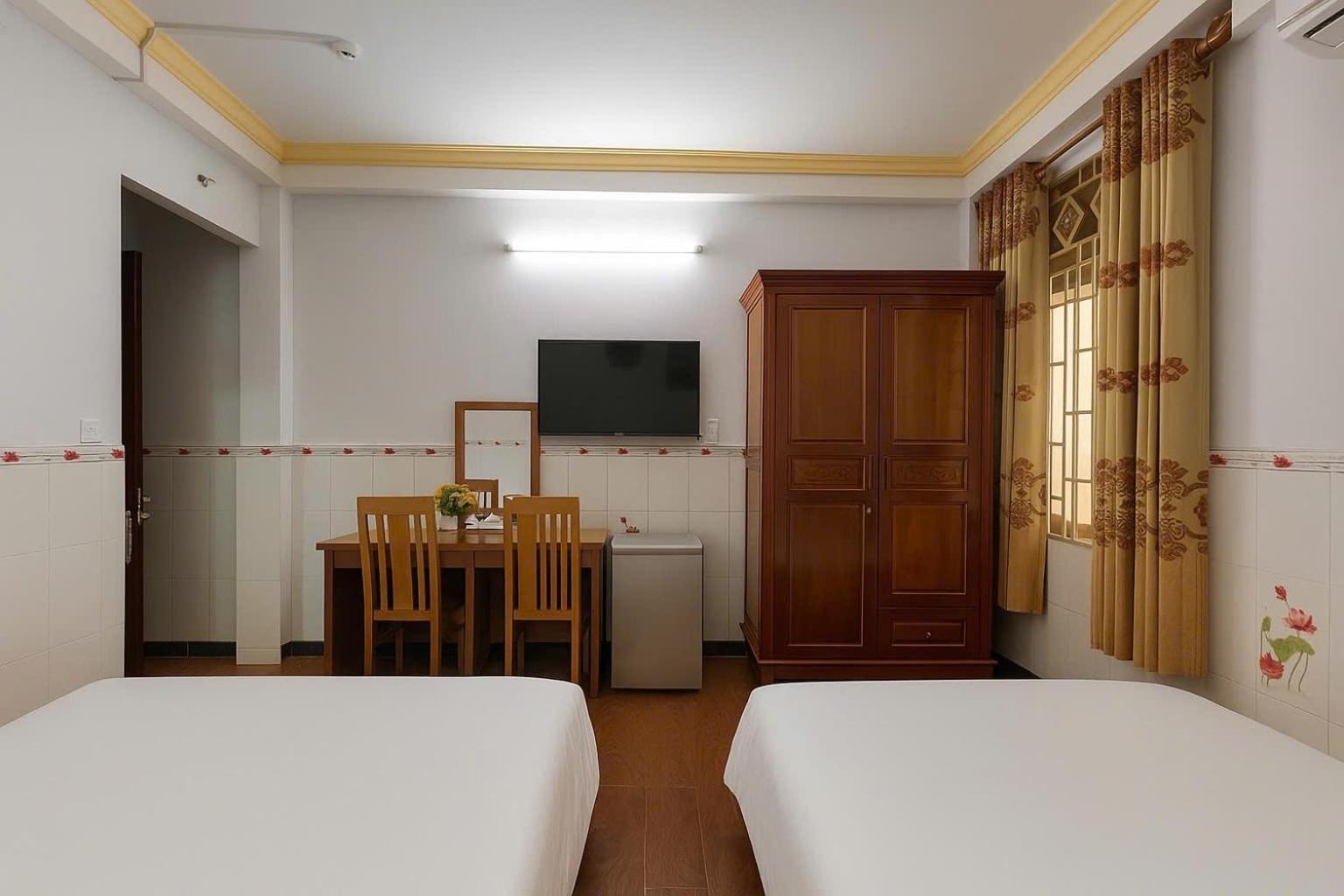 Diamond Hotel Cmt8 - Center Saigon