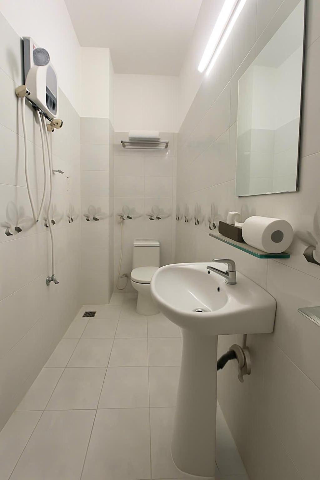 Diamond Hotel Cmt8 - Center Saigon Hotel