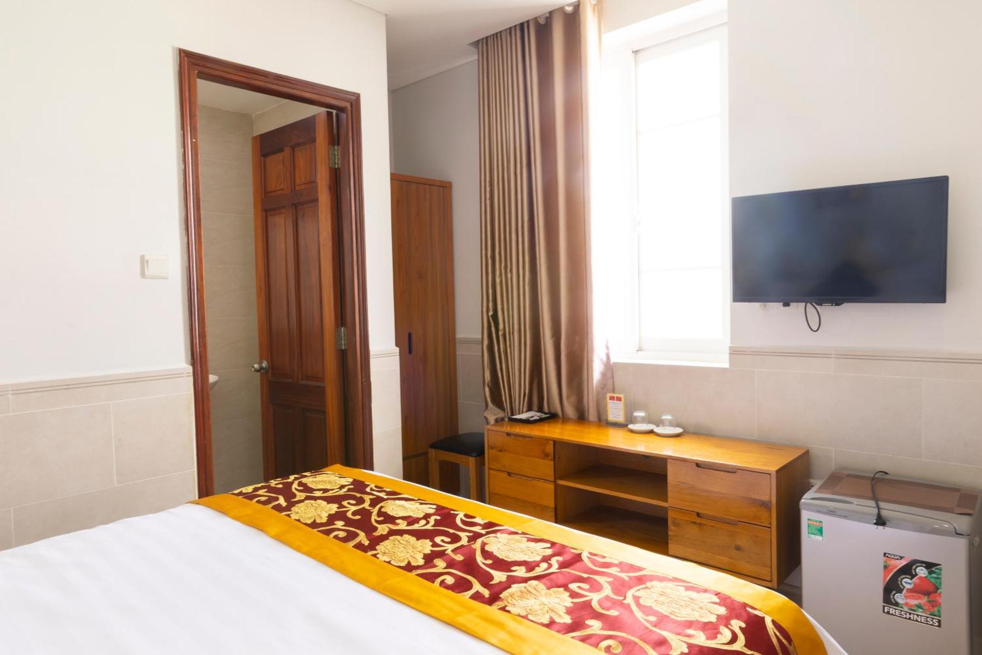 California Hotel Ho Chi Minh City