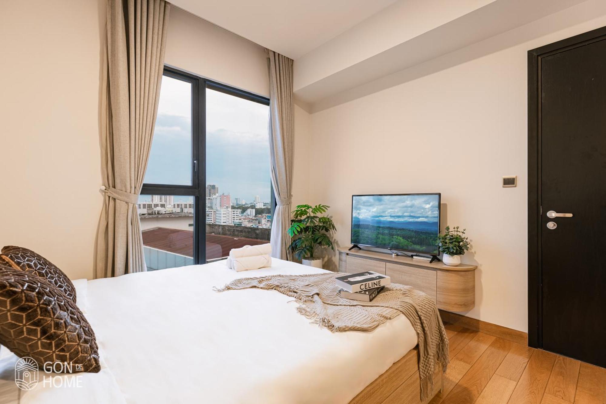 Apartment Luxury 2 Or 3br In Dist 1, Pool And Airport Pickup Ho Chi Minh City