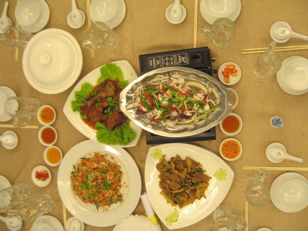 Universe Saigon Hotel