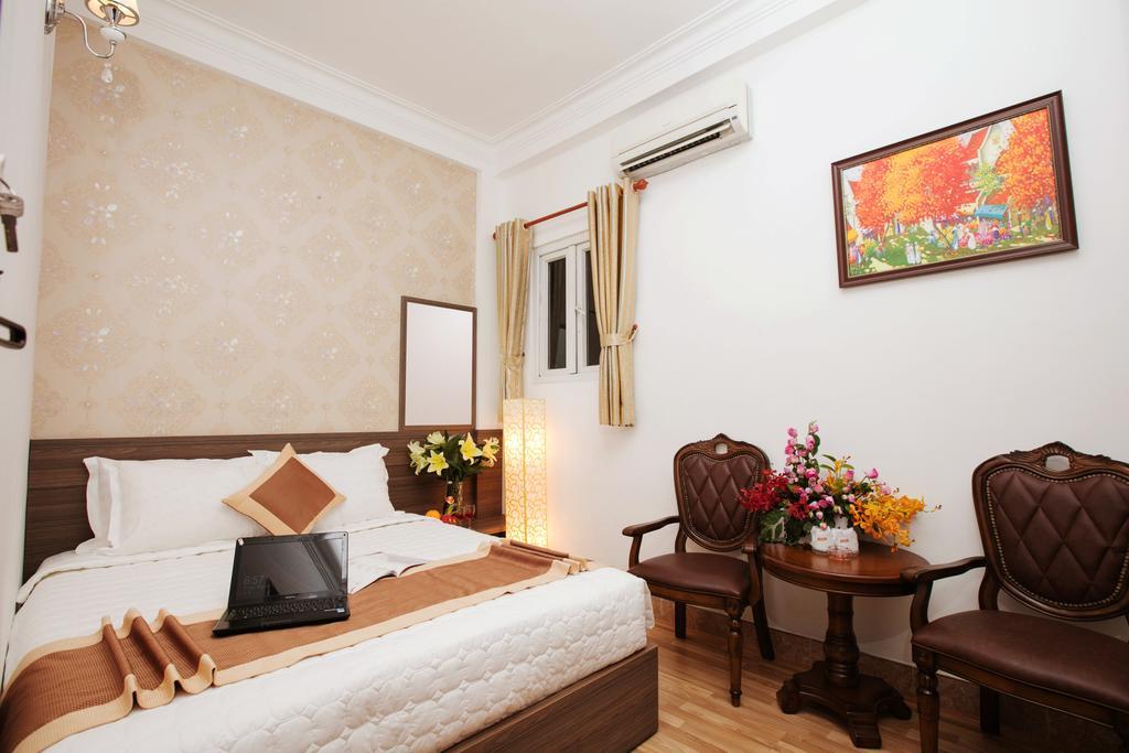Rosa Centre 3*
