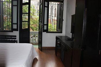 Cinnamon Saigon Hotel 3*