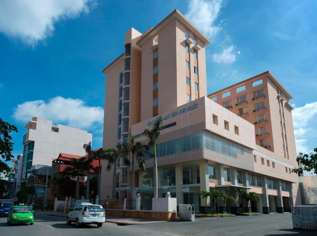 Hotel Tan Son Nhat 2 3*