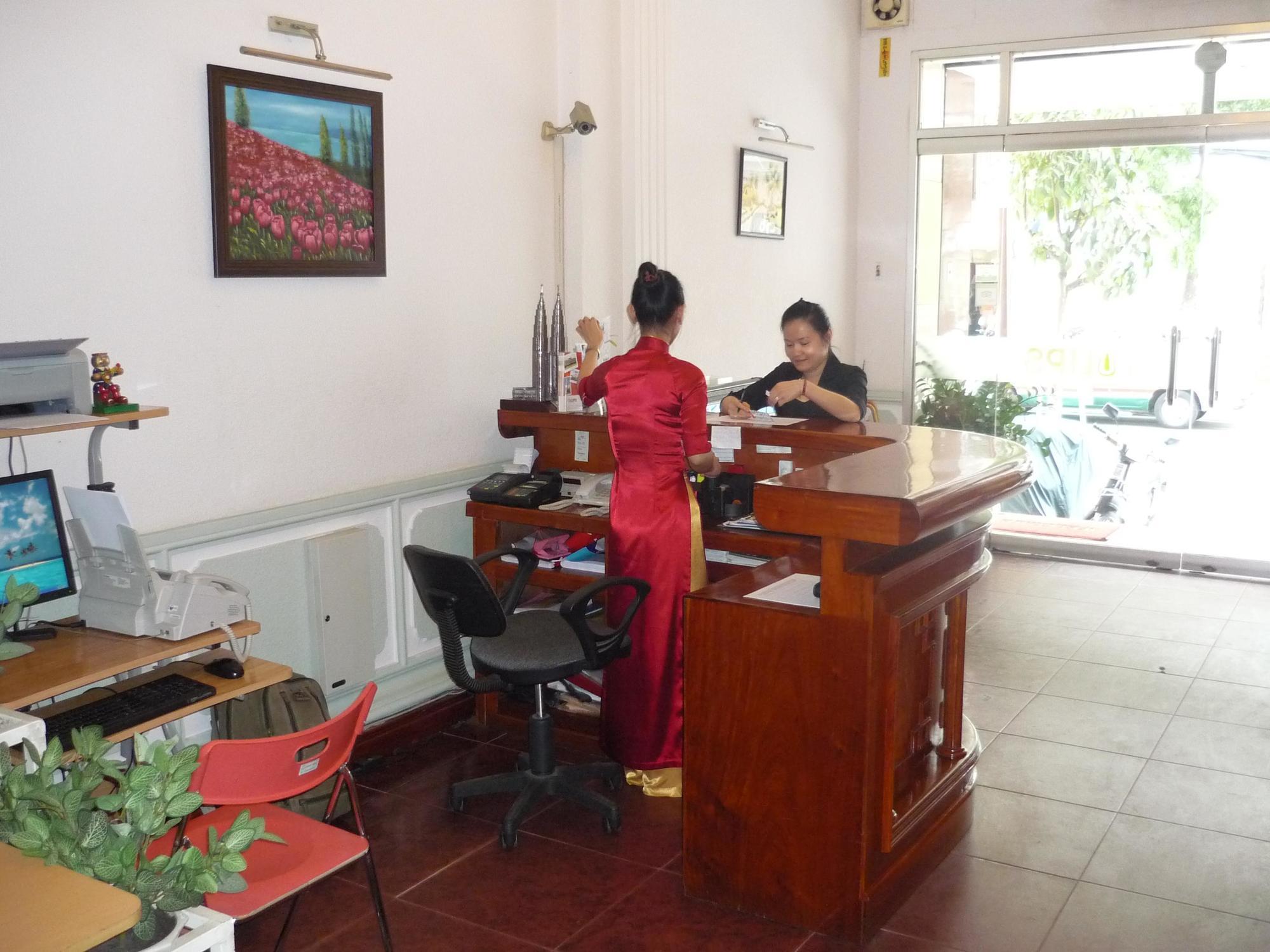 Cabana Saigon - Ly Tu Trong