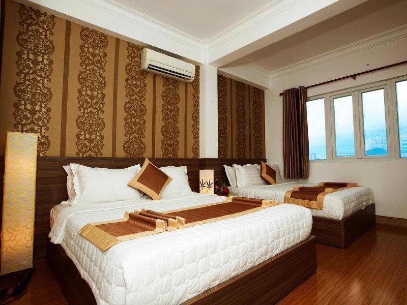 Rosa Centre Hotel 3*