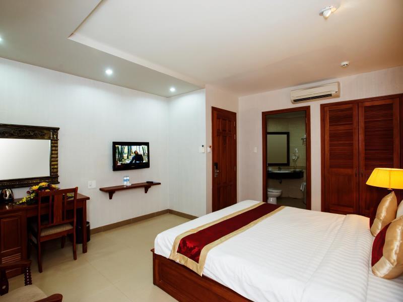White Lion Hotel 3*