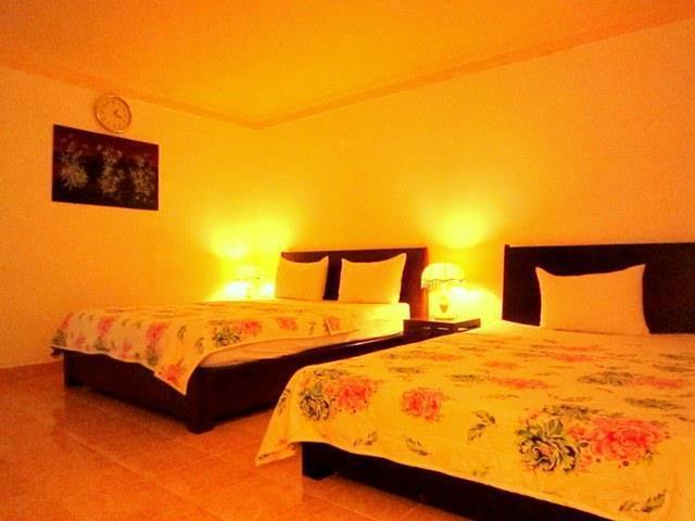 Phung Long Hotel Hotel