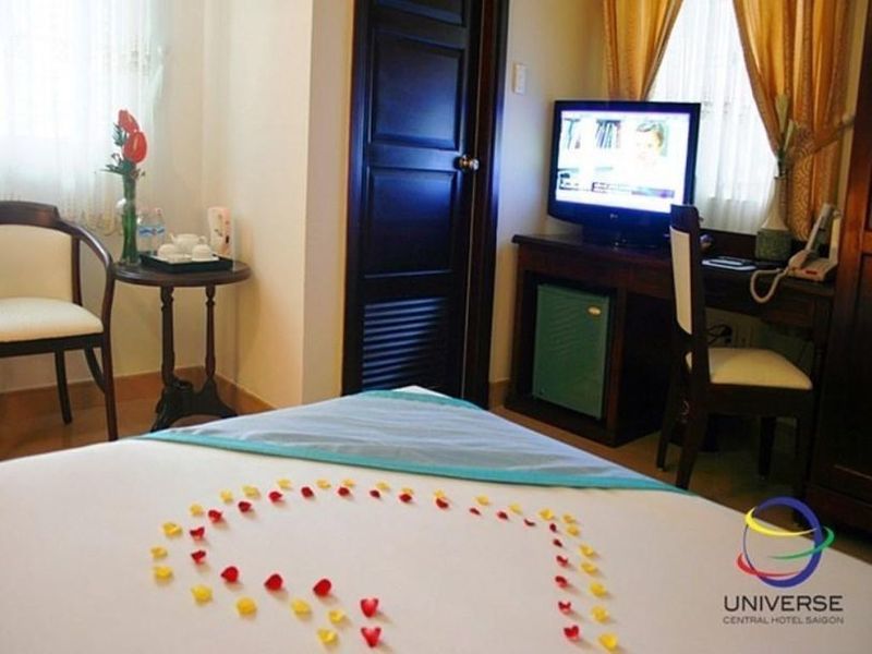 Universe Saigon 3*