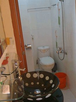 Expats Minh Quang *