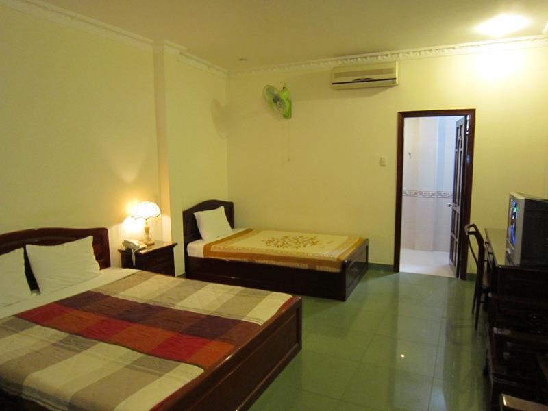 Ava Saigon Khách sạn 2*
