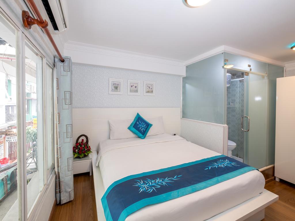 Hotel Blue River