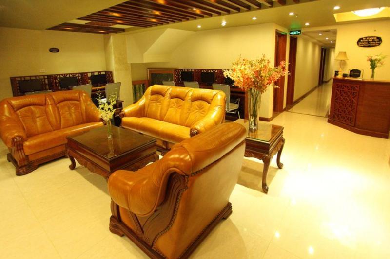 Au Charner Hotel 4*