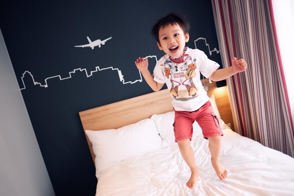 Ibis Saigon Airport 4* Ho Chi Minh City