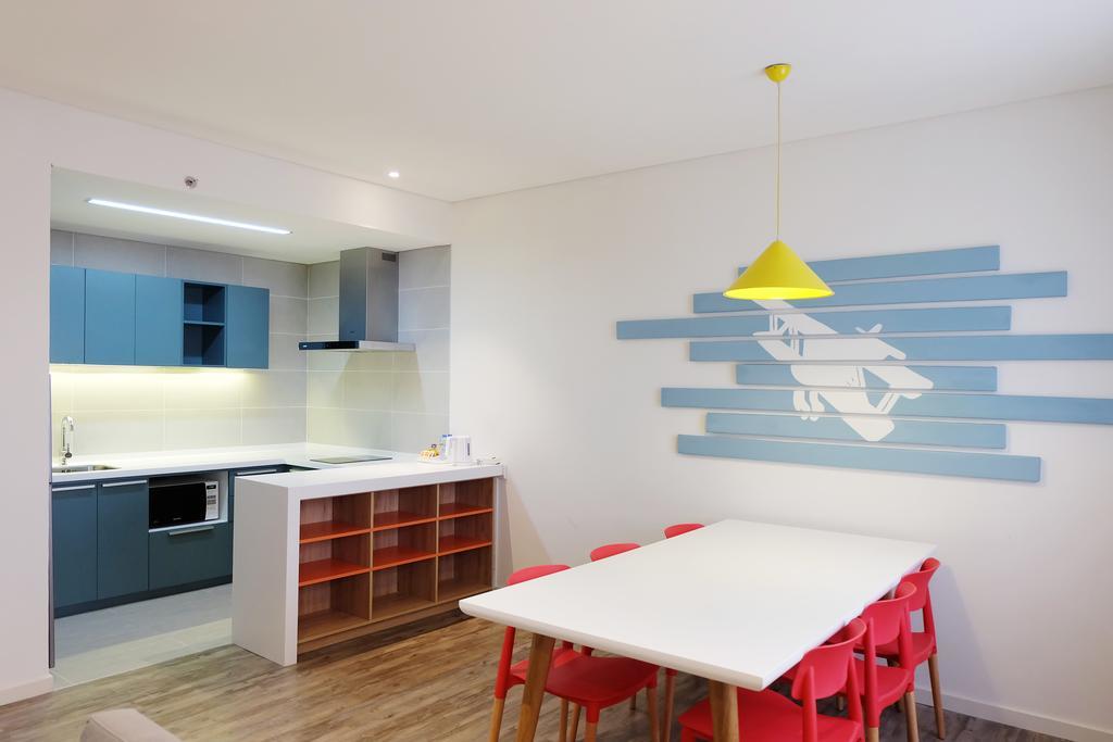 Hotel Ibis Saigon Airport 4*