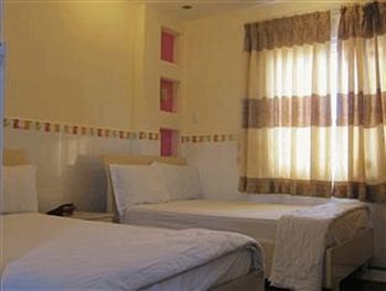 Hotel Expats Minh Quang