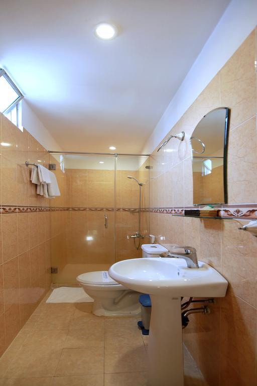 Lucky Star Saigon Hotel 2*