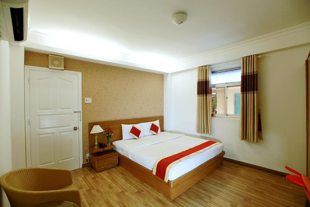 Hotel Lucky Star Saigon