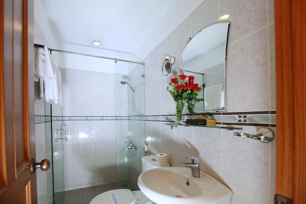 Hotel Lucky Star Saigon
