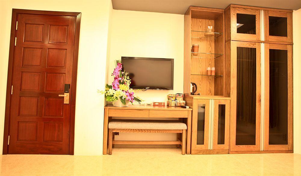 Valentine Hotel 2*