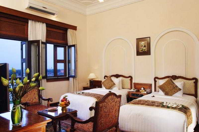 Metropole Saigon 4*