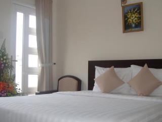 Oyo 438 Small Bay Hotel