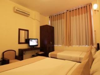 Oyo 438 Small Bay Hotel