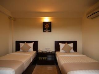 Oyo 438 Small Bay * Ho Chi Minh City
