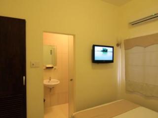 Oyo 438 Small Bay *