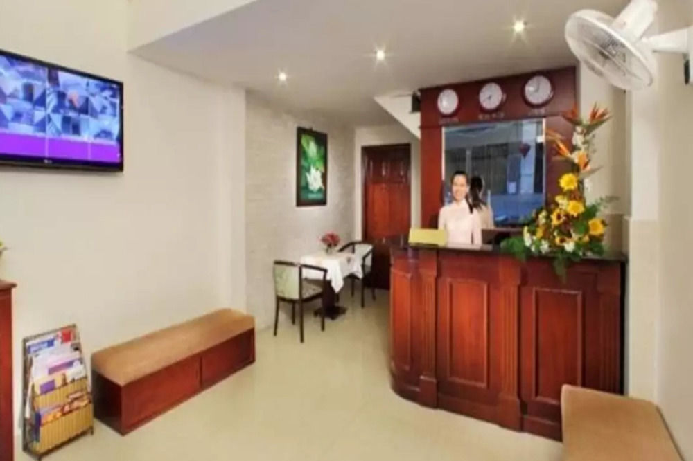 Hotel Blue River