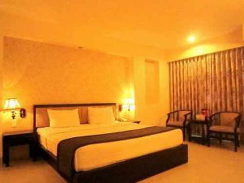Hoang Vinh Hotel 2*