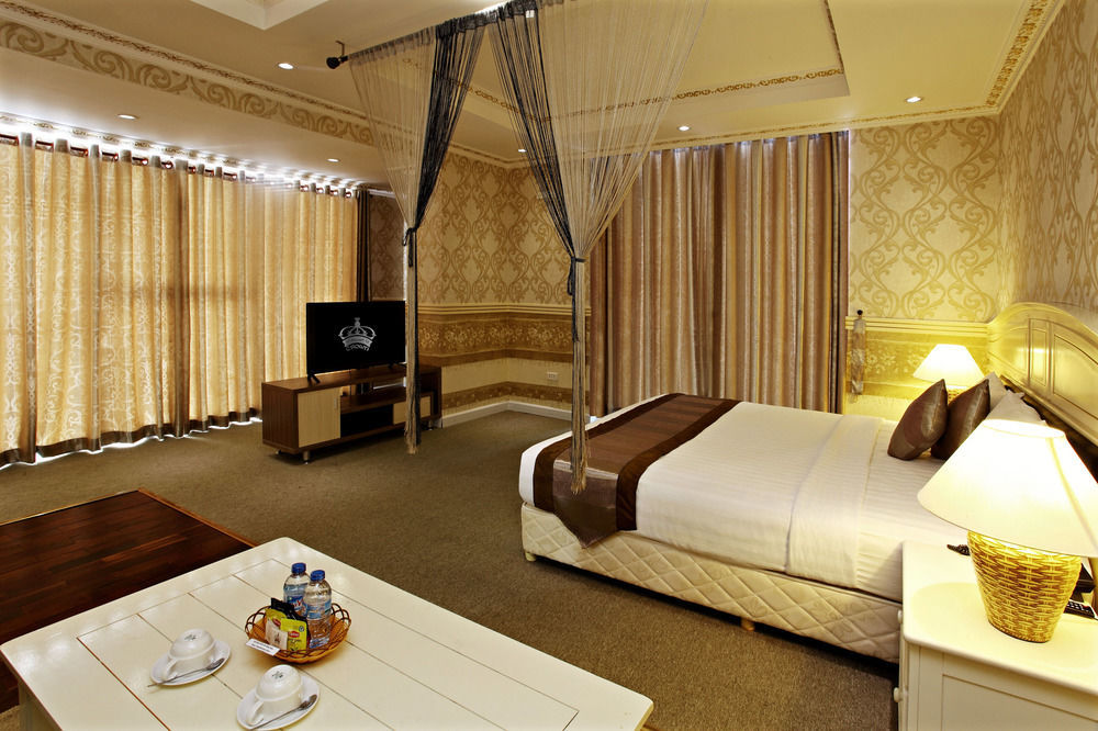 Golden Crown Hotel Ho Chi Minh City
