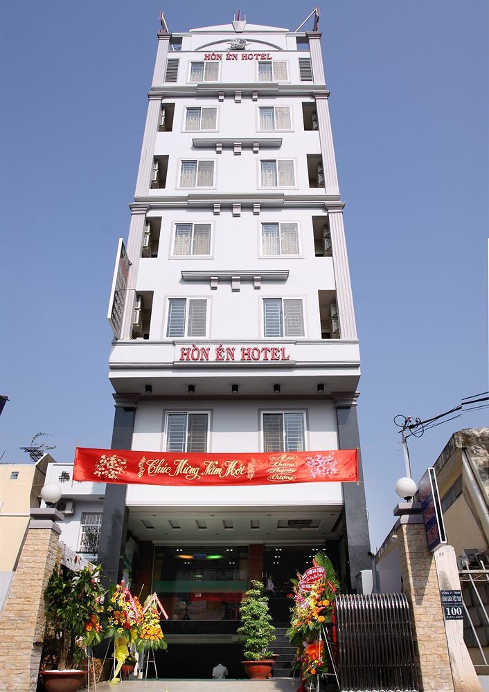 Reddoorz Hon En Le Loi Go Vap Hotel 2*